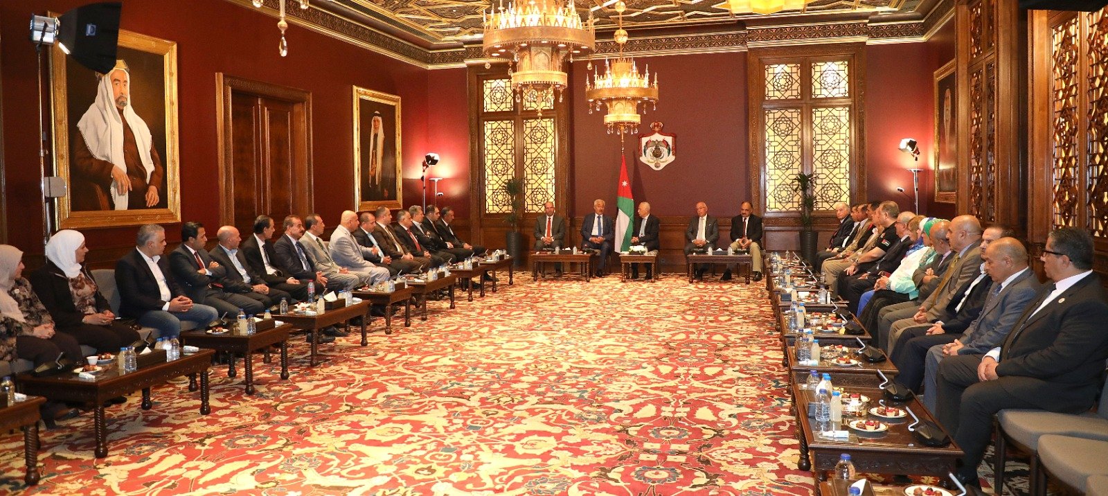 العيسوي يلتقي وفدا من جمعية الحوار الديمقراطي برئاسة العين محمد داوديه