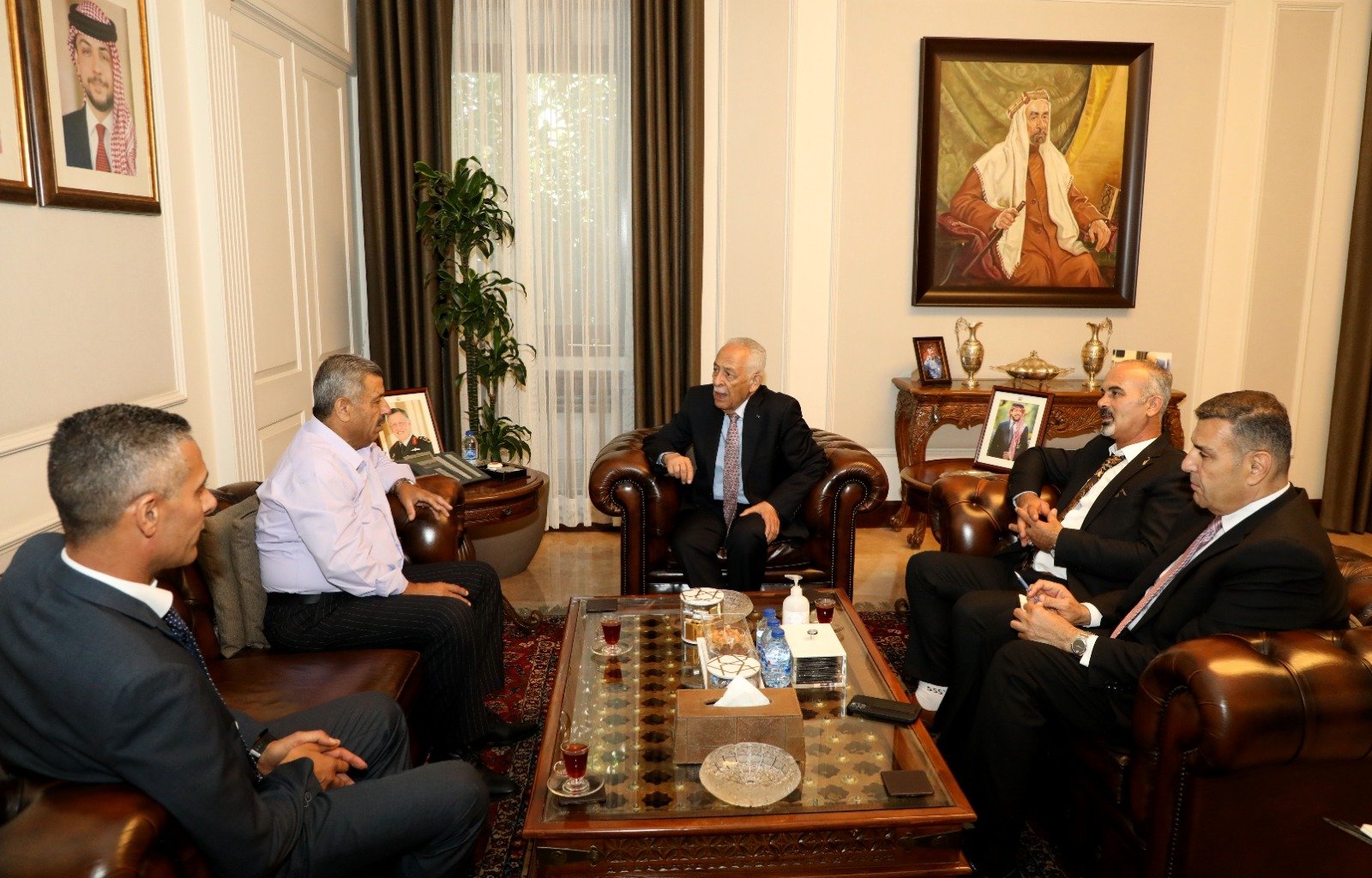 العيسوي يلتقي رئيس منارة اربد الخيرية