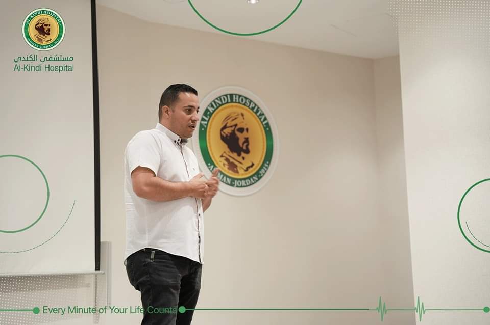 Al-Kindi Hospital holds lecture on drugs and their harmful effects