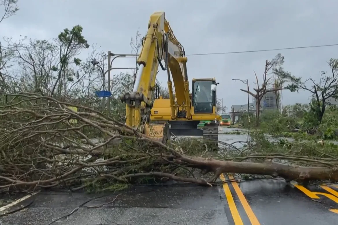 Typhoon Haikui brings flooding, power outages to Taiwan