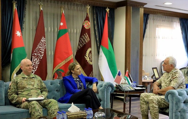 Jordan , US discuss bilateral military relations