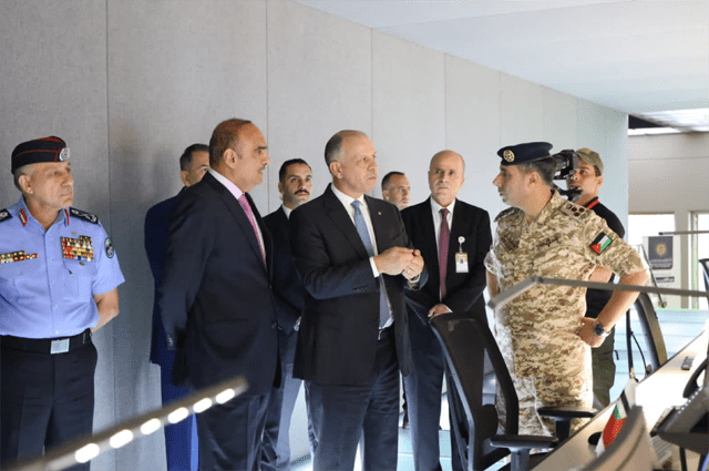 Regent reviews progress of earthquake drill