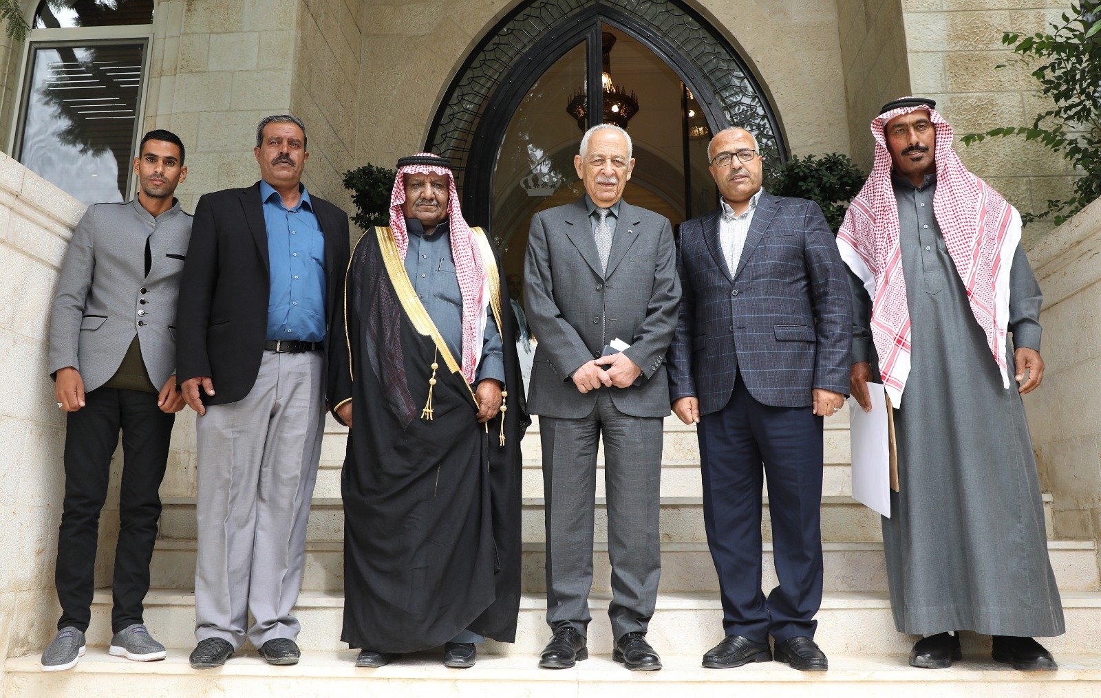 العيسوي يلتقي رئيس واعضاء جمعية فينان التعاونية