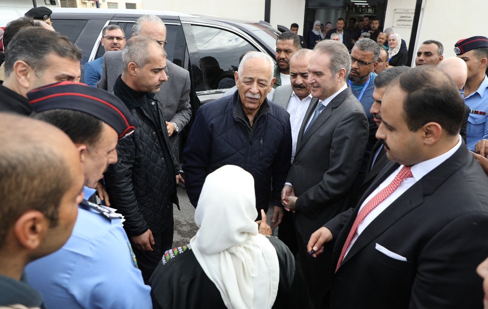 العيسوي يتفقد وحدة الرنين المغناطيسي بمستشفى معاذ بن جبل