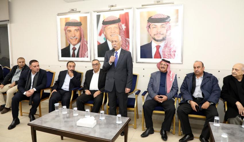 مندوبا عن الملك وولي العهد ..العيسوي يعزي آل اللهيمق