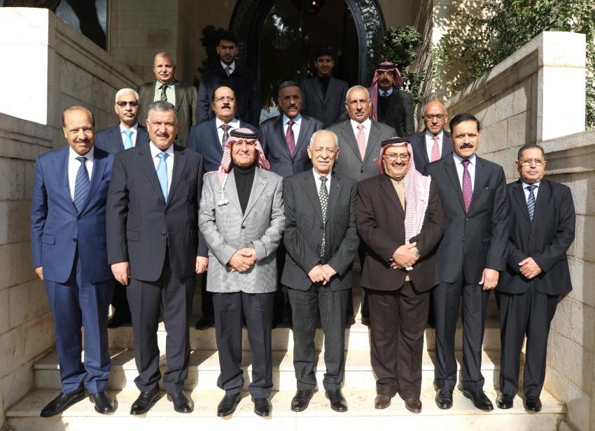 العيسوي يلتقي عددا من كبار المتقاعدين العسكريين