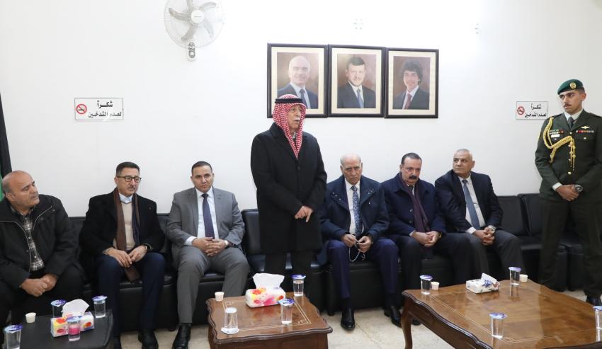 مندوبا عن الملك وولي العهد .. العيسوي يعزي عشيرتي أبو طالب والدباس