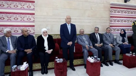 مندوبا عن الملك وولي العهد.. العيسوي يعزي بني مصطفى والنسور وأبو رمان