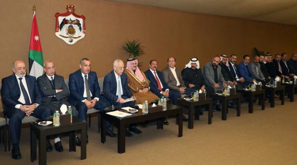 العيسوي يلتقي شيوخ ووجهاء منطقة شفا بدران