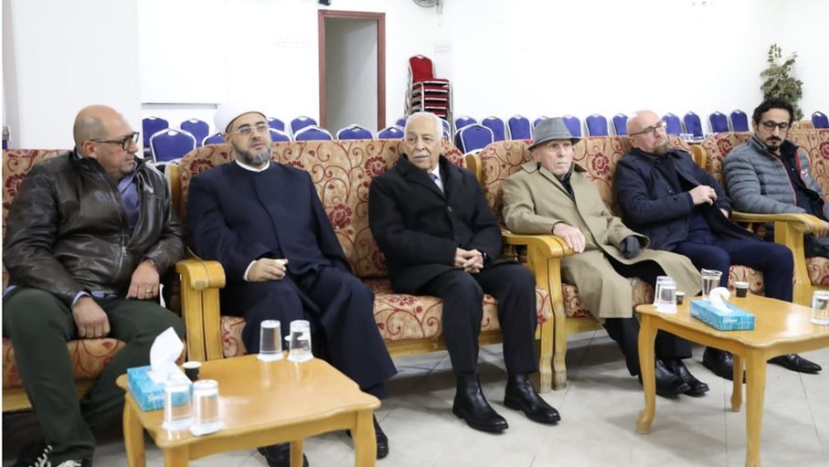 مندوبا عن الملك وولي العهد... العيسوي يعزي الشمايلة وآل الترك وآل صلاح