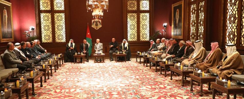 العيسوي يلتقي شيوخا وممثلين عن أهالي الخليل وعشائر بورين والأزرق