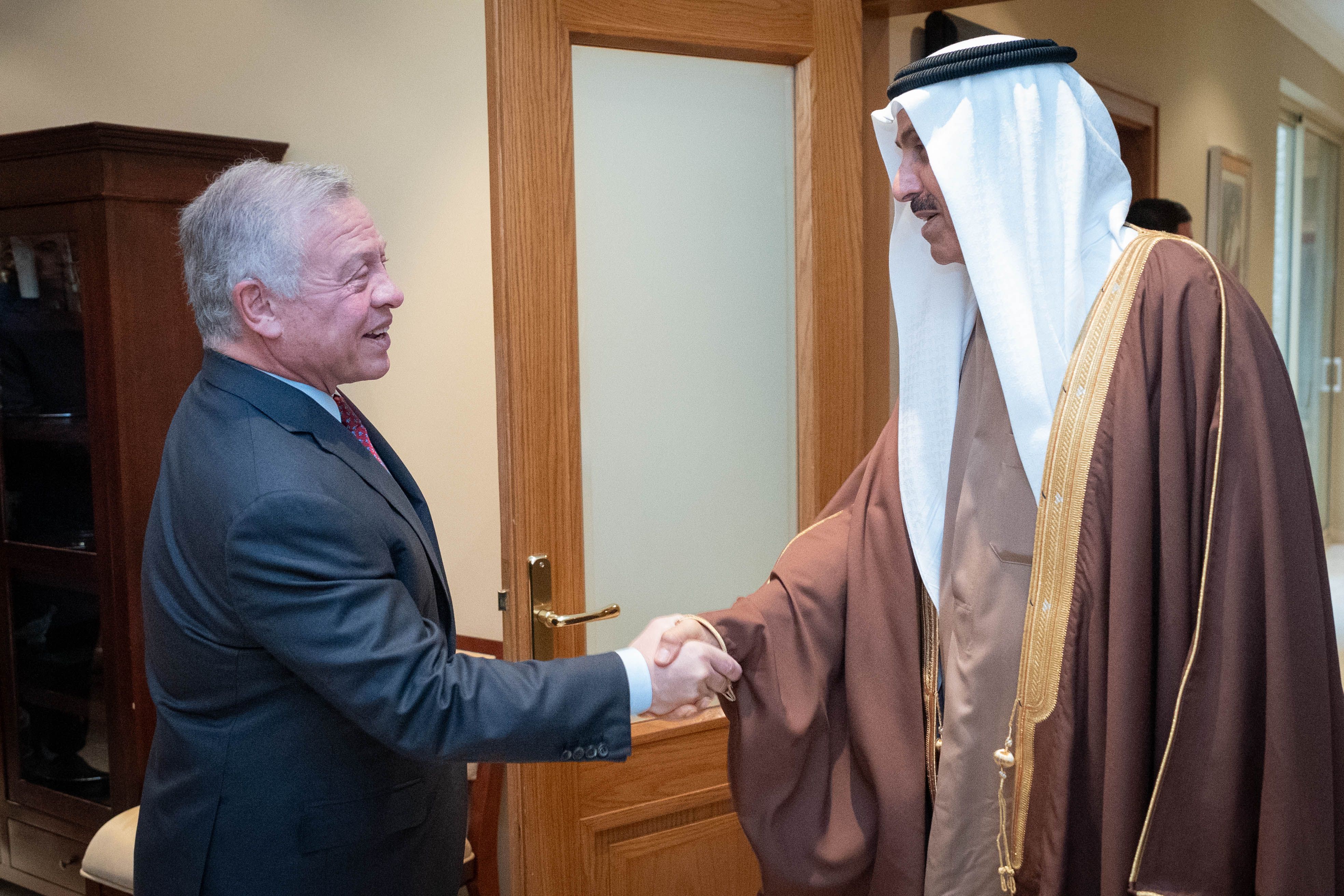 King receives UAE Federal National Council speaker
