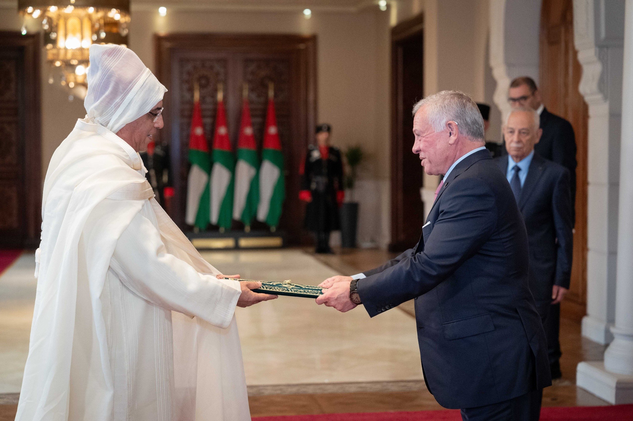 King accepts credentials of new ambassadors
