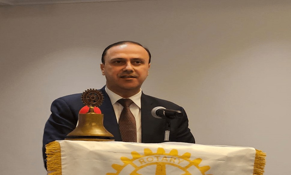 Senator Momani addresses Cosmopolitan Club on regional challenges and solutions