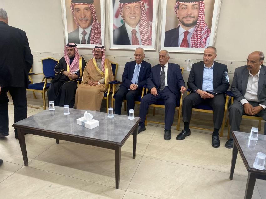 مندوبا عن الملك وولي العهد .. العيسوي يعزي الكباريتي والمحيسن والشرع