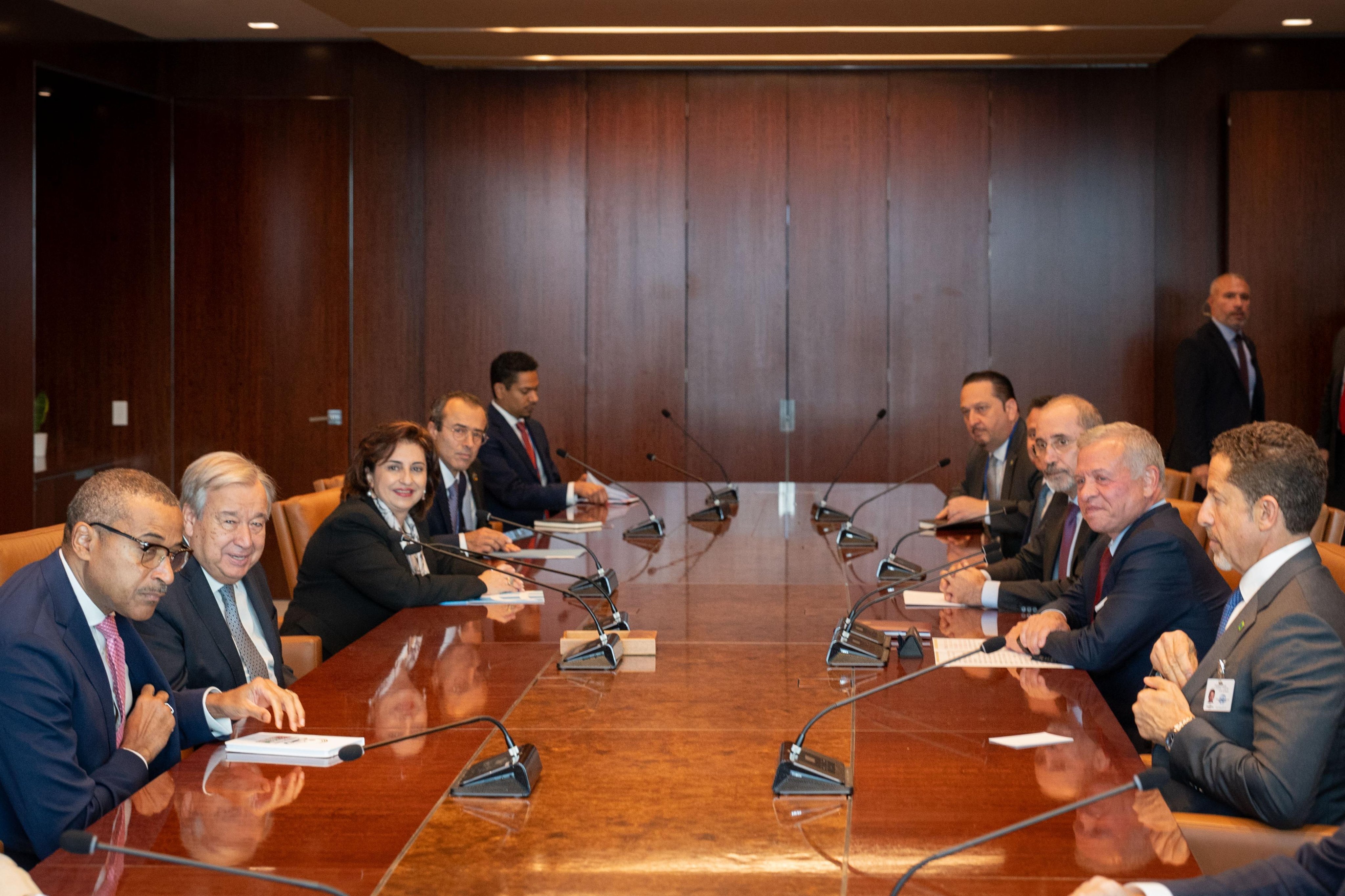 King meets UN chief, warns of repercussions of dangerous regional escalation