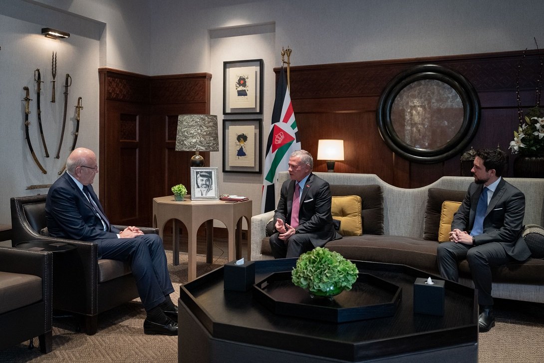 King meets Mikati, says Jordan stands with Lebanon