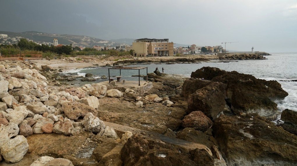 Israel says Hezbollah operative captured in naval raid