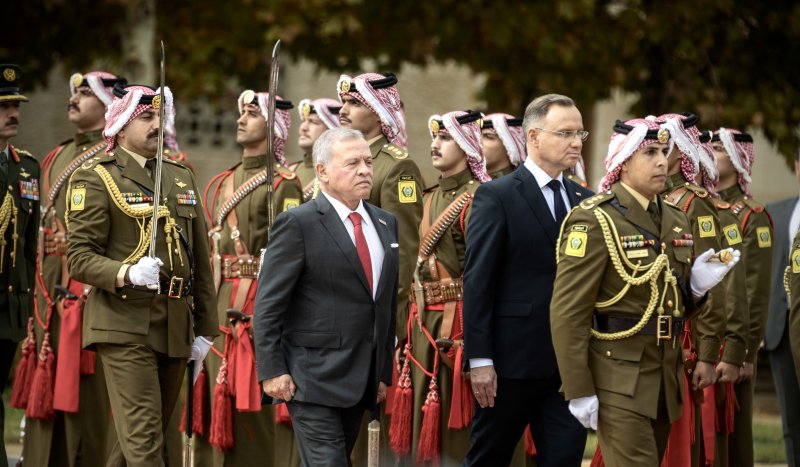 King holds talks with Poland president at Al Husseiniya Palace 