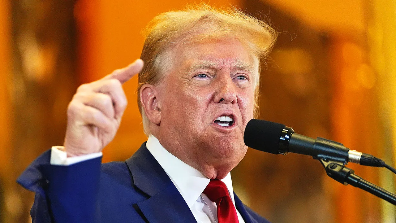 Trump threatens bombing if Iran does not make nuclear deal