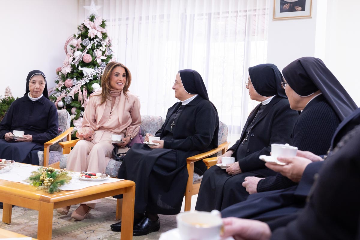 Queen Rania meets nuns of Rosary Sisters Visitation Home