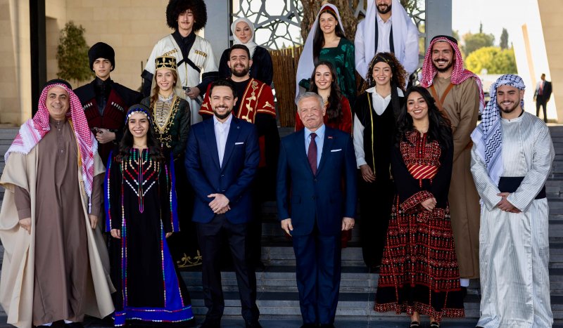 King meets figures from capital on occasion of Silver Jubilee, says Amman is Jordan’s beating heart