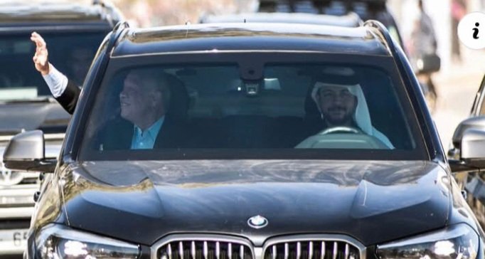 King greeted by large crowds in Amman after U.S. trip