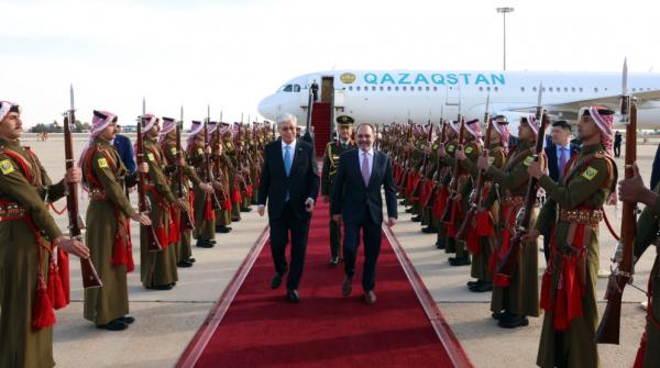 Kazakh President Tokayev arrives in Amman for official visit