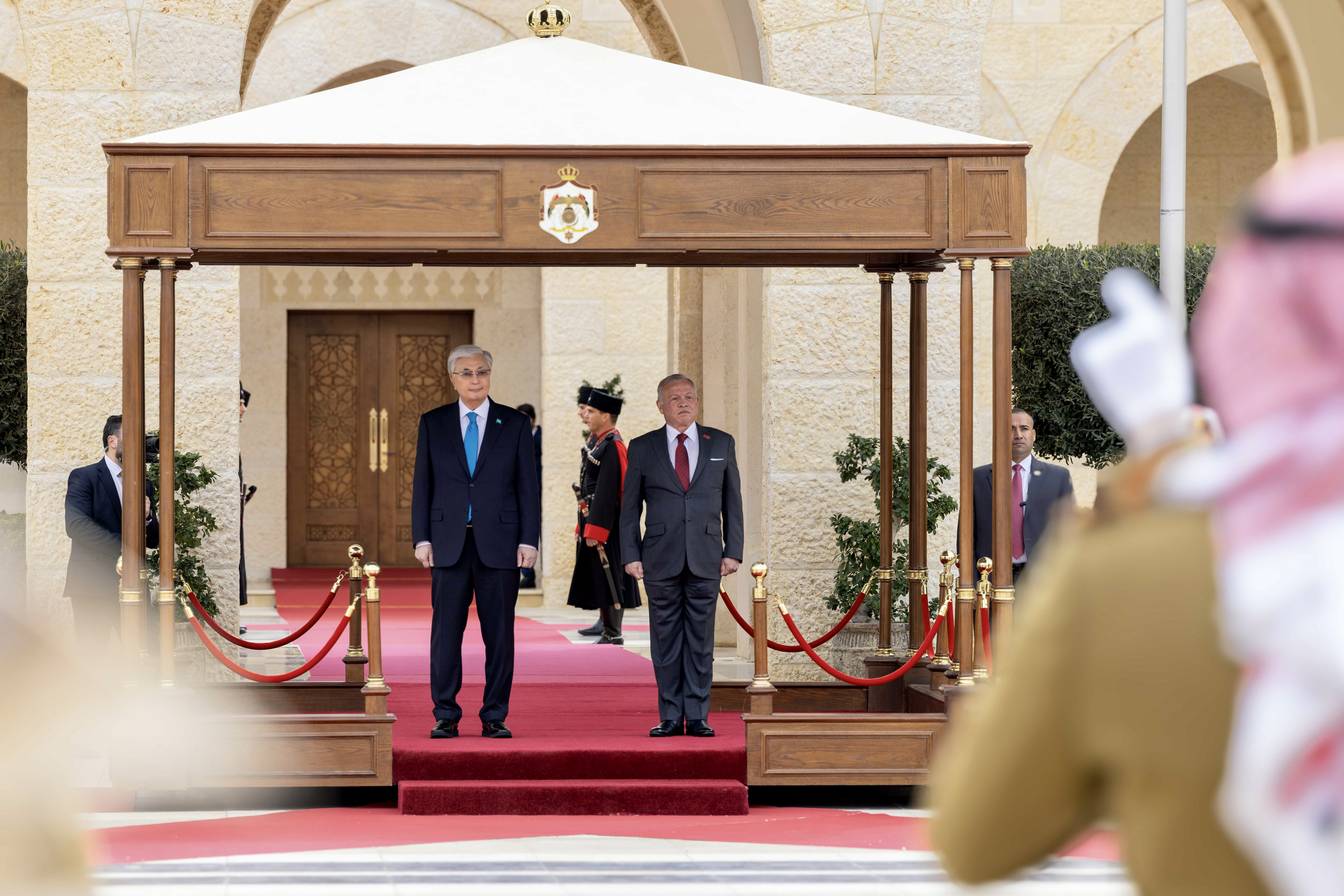 King, Kazakh president discuss bilateral ties, regional developments