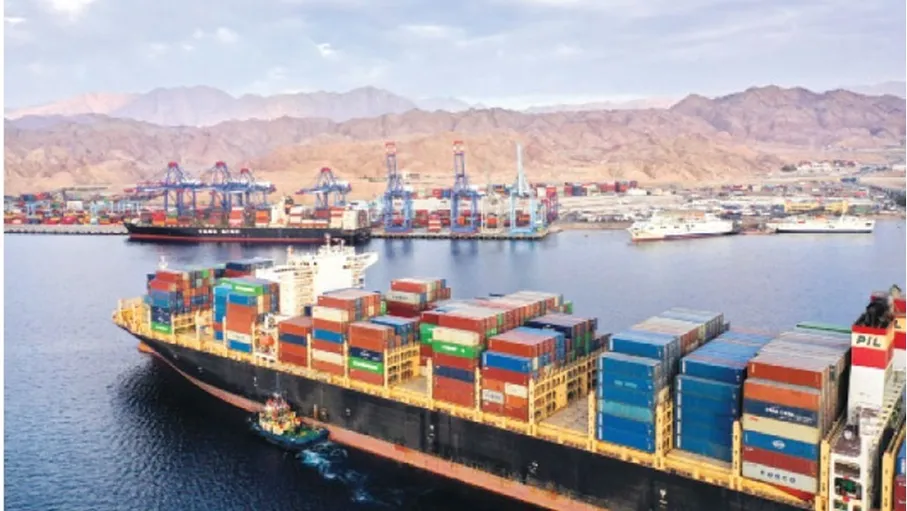 Hundreds of Jordan-bound containers stuck in Red Sea, traders face major losses