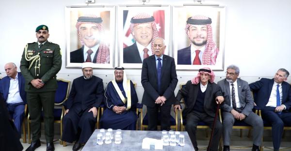 مندوبا عن الملك وولي العهد .. العيسوي يعزي العقيلي والجمل والجندي