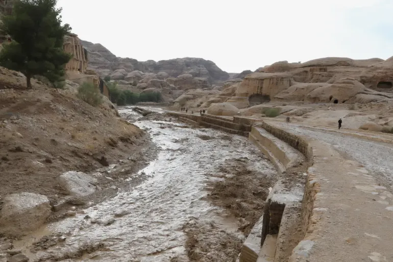 Petra authority denies rumors of missing tourists