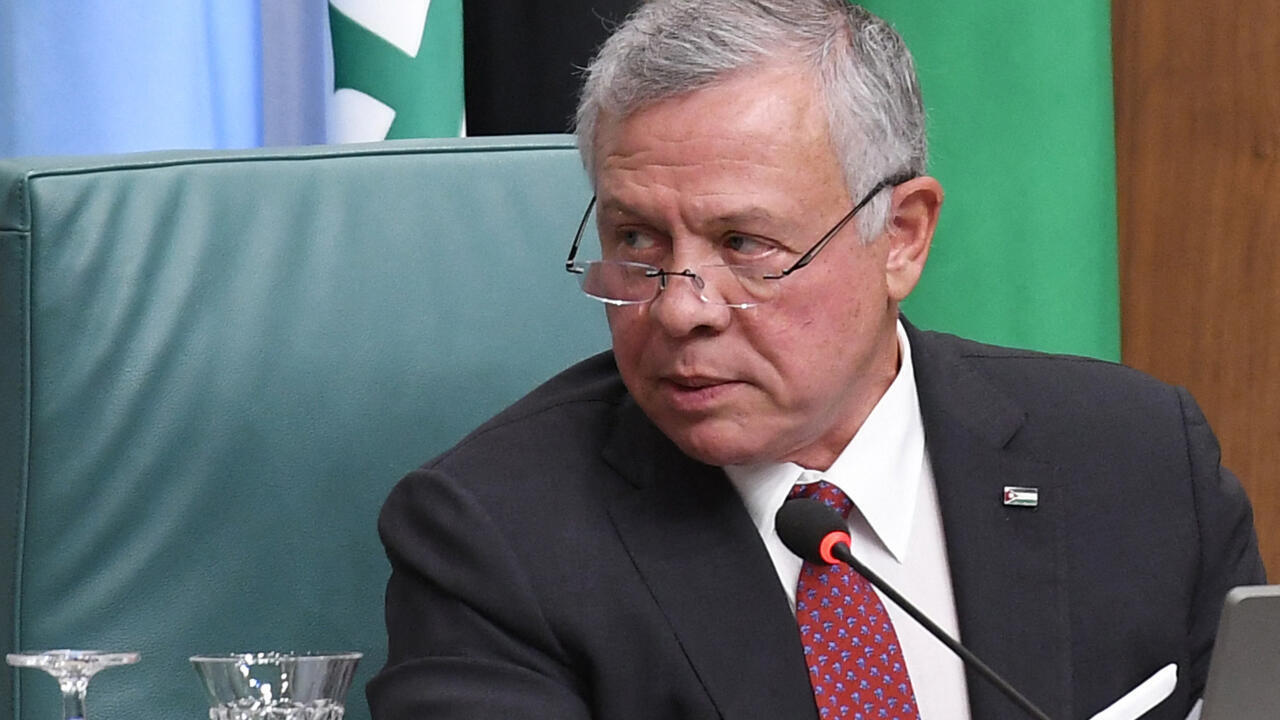 King receives phone call from European Commission president