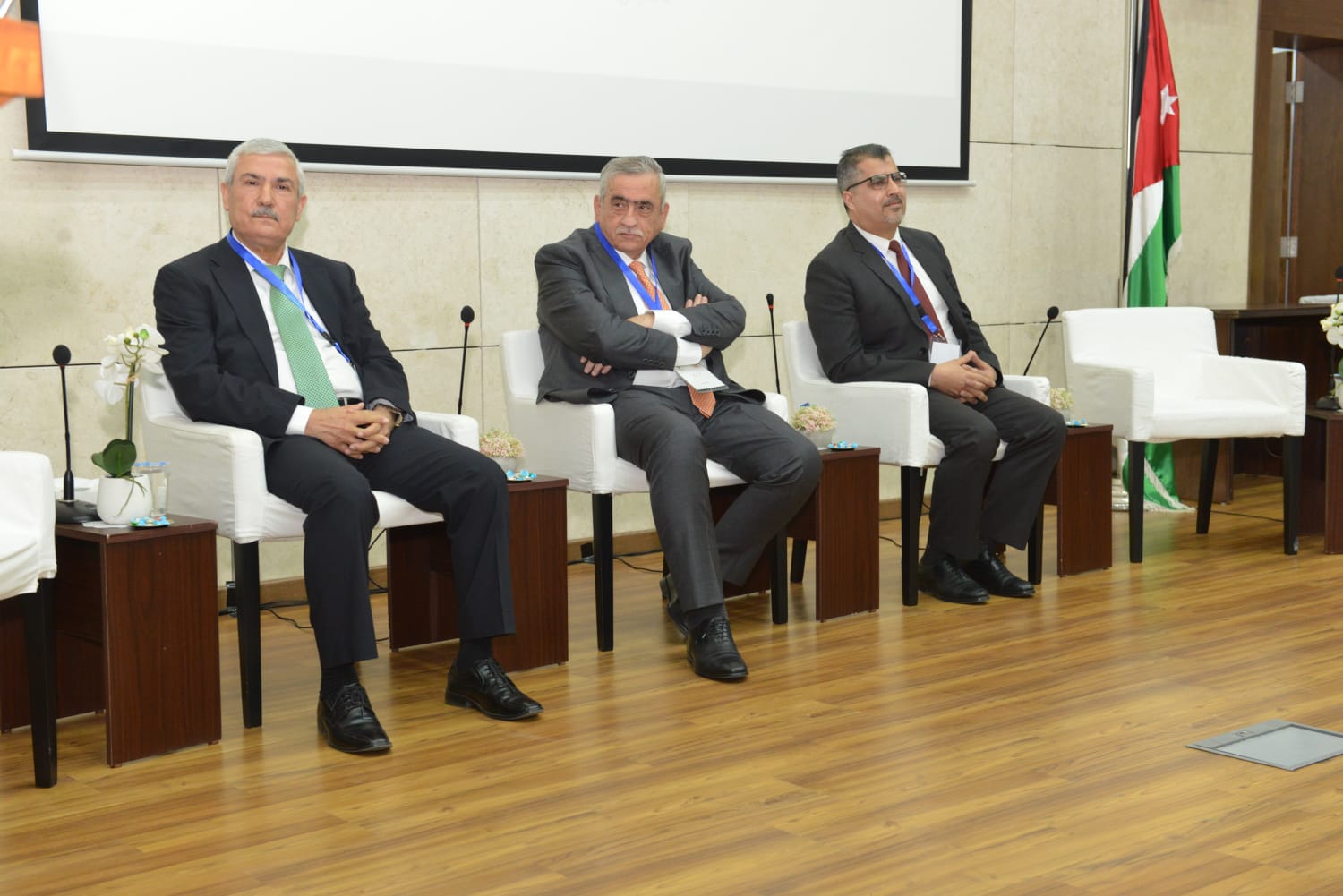 Petra University conference stresses need to align research with national priorities