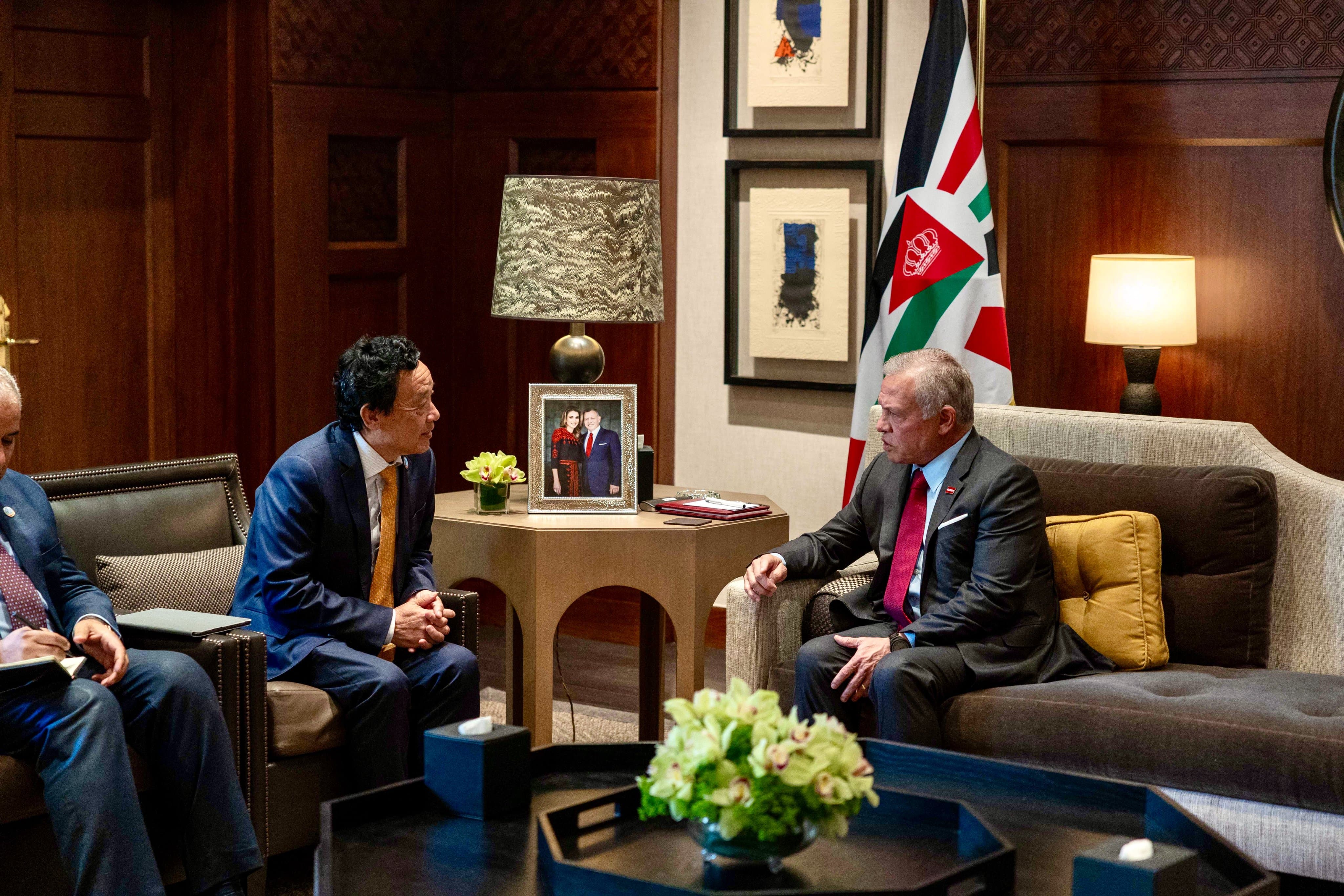 King receives FAO delegation