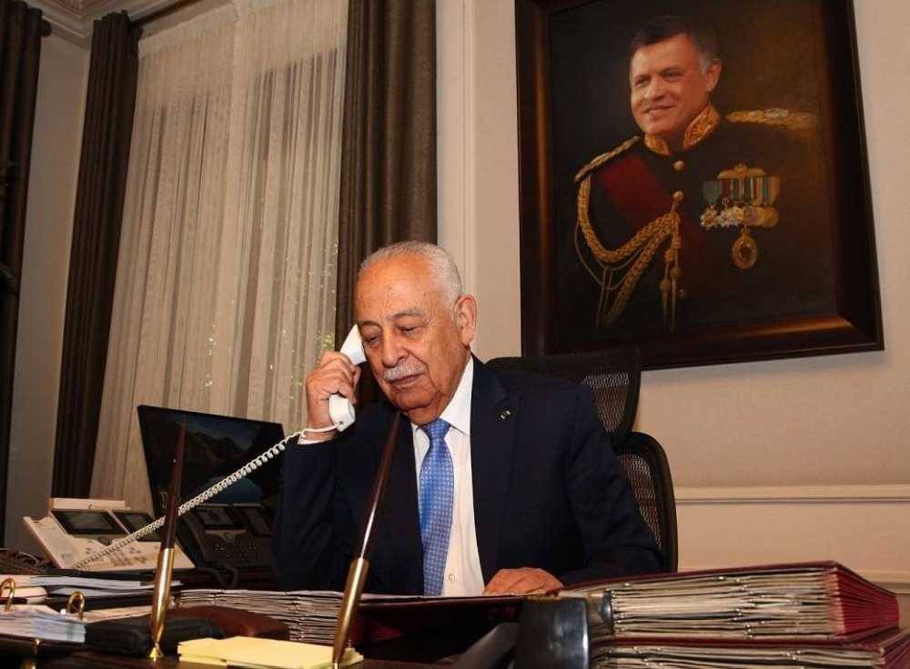 مندوبا عن الملك وولي العهد.. العيسوي يعزي عشيرة المشاقبة