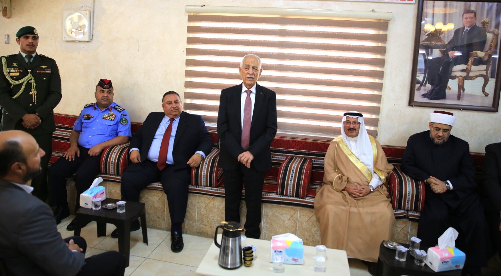 مندوبا عن الملك وولي العهد.. العيسوي عشيرتي الحسبان والعبادلة