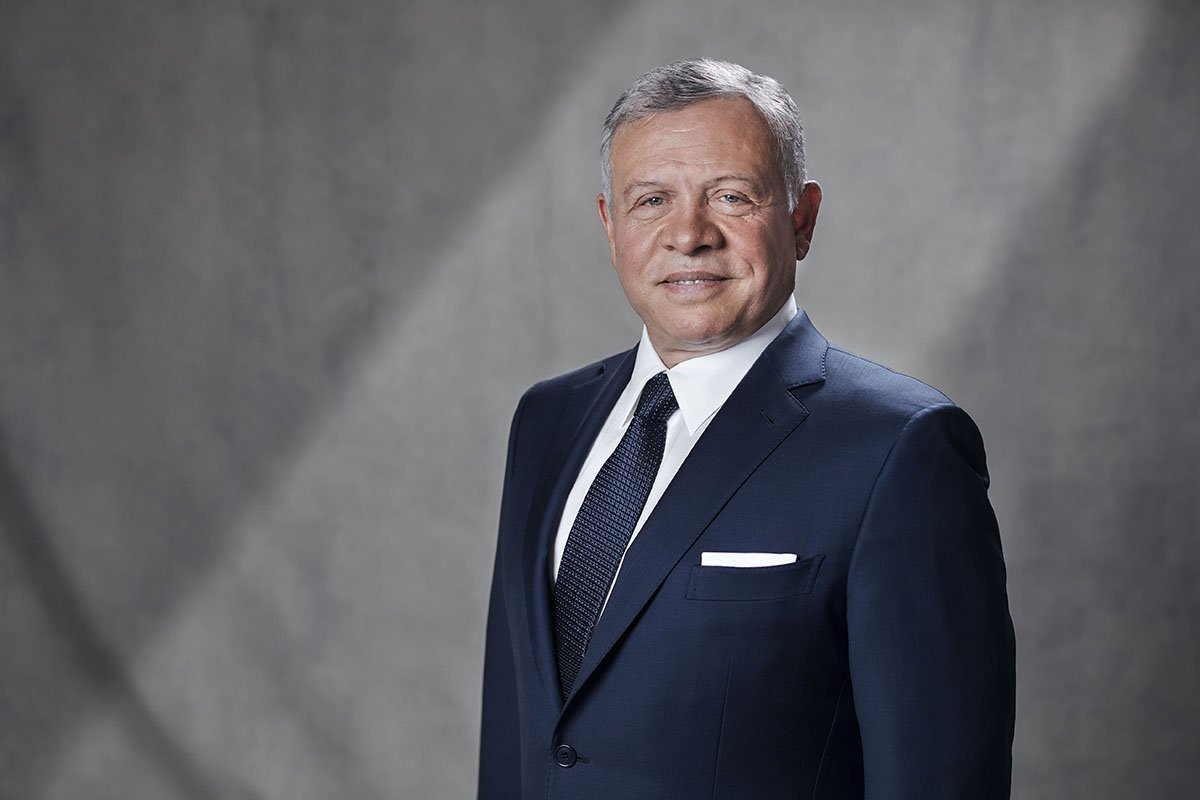 King departs for Abu Dhabi