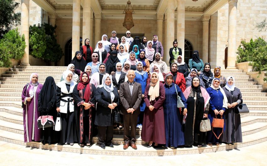 العيسوي في لقاء فعاليات مجتمعية وأكاديمية: الرؤية الملكية تفتح أبواب الأمل والعمل
