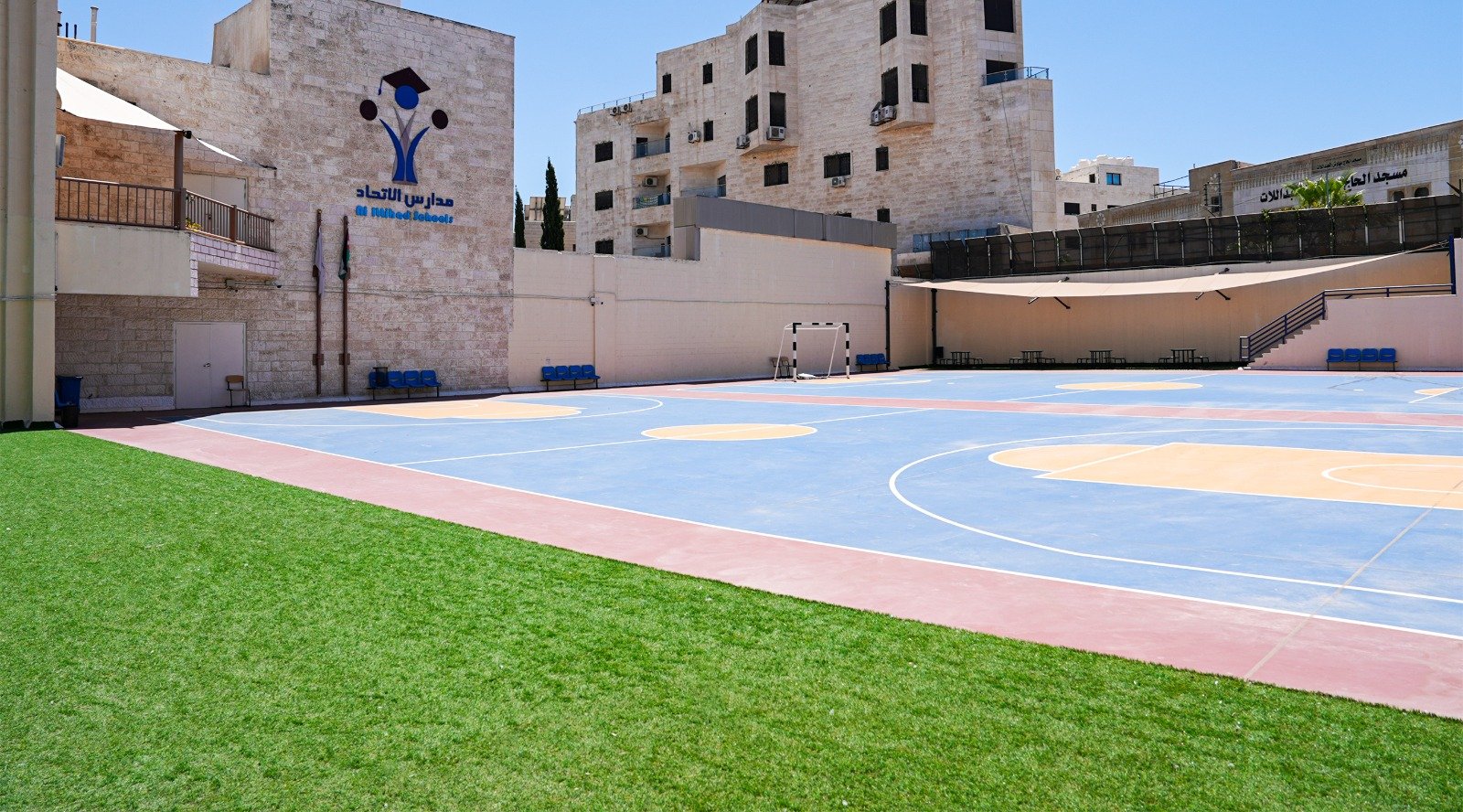 مدارس الاتحاد..إرث من التميز نتائج استثنائية في الثانوية من بينها أوائل على المملكة
