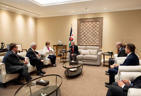 King receives US Congress delegation
