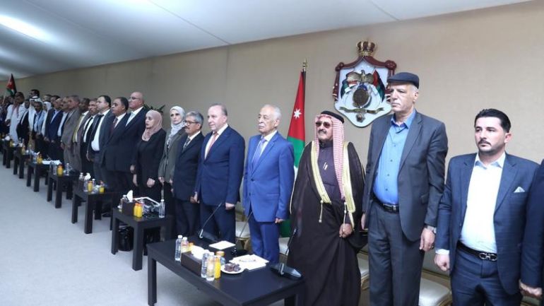 وجهاء وأبناء وبنات المخيمات الفلسطينية يؤكدون وقوفهم صفًا واحدًا في خندق الوطن خلف القيادة الهاشمية لمواجهة كل المؤامرات - فيديو