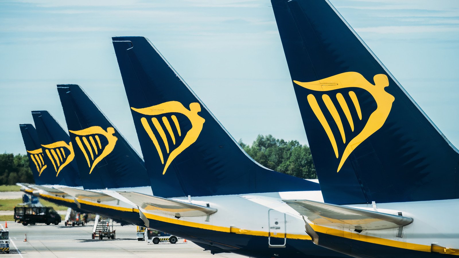 Ryanair scraps printed boarding passes to go fully digital