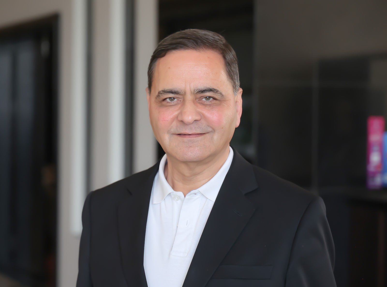 Palestinian security detains businessman Hulileh in Ramalla