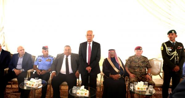 مندوبا عن الملك وولي العهد. العيسوي يعزي عشائر بني خالد والسردية
