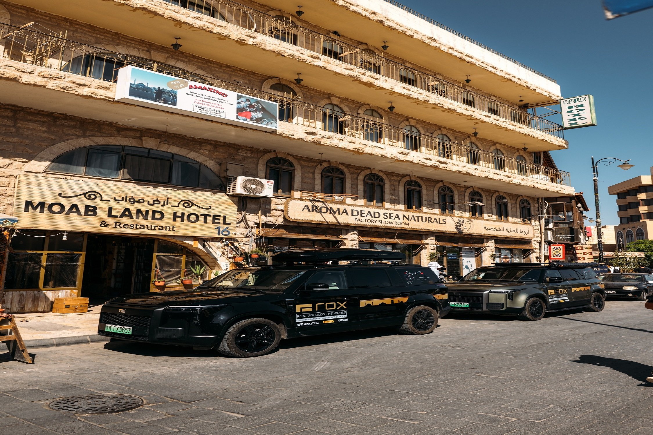 ROX Motor marks Jordan stop on 25,000 km Silk Road journey, showcasing luxury and heritage