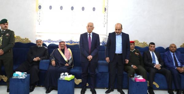 مندوبا عن الملك وولي العهد .. العيسوي يعزي عشيرة الخريشا