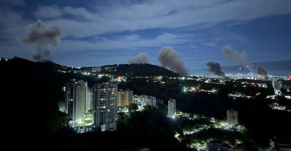 Column of smoke seen, loud noises heard in Venezuelan capital