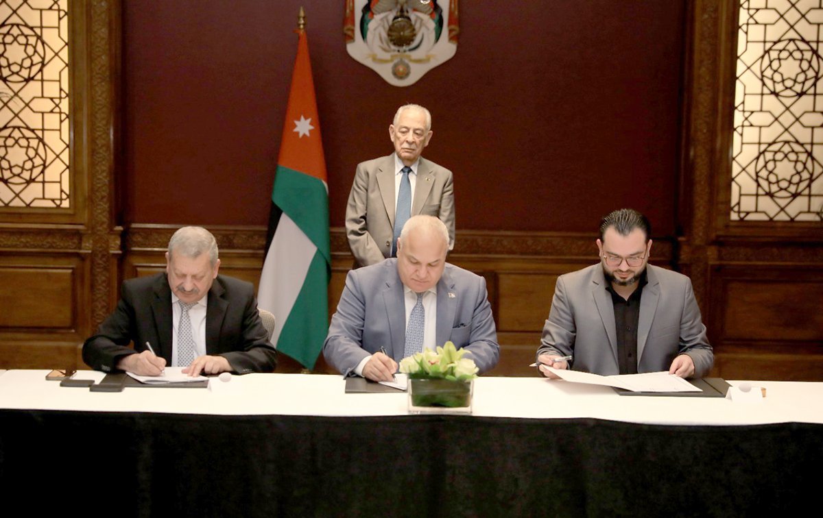 متابعة لزيارة الملك إلى إربد...توقيع اتفاقية إنشاء مصنع لشركة "مدينة إيزو التعليمية والتقنية" بلواء بني كنانة ضمن المبادرة الملكية للفروع الإنتاجية يوفر 250 فرصة عمل