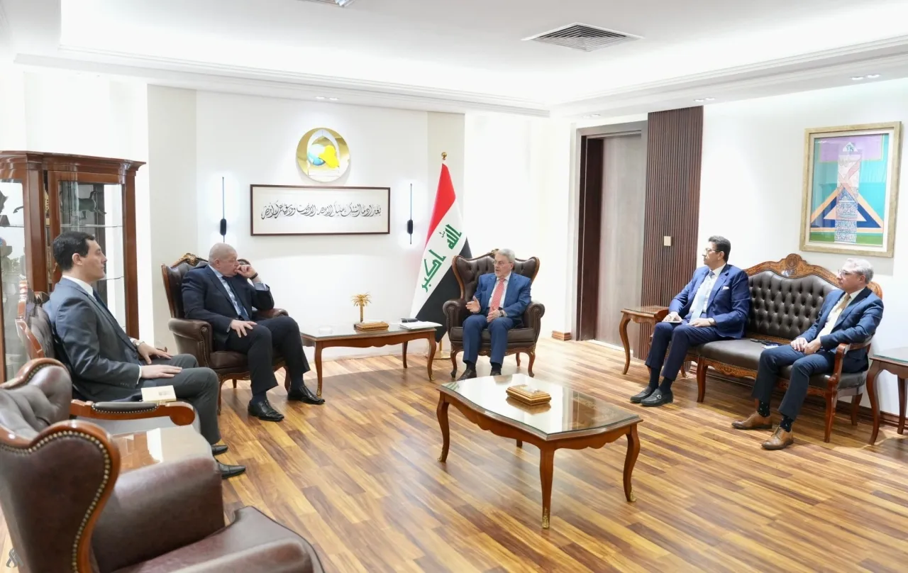 العراق يعرب عن أسفه لمواقف مصر والأردن وفلسطين بشأن خريطة مجالاته البحرية